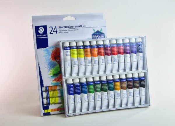 Acuarelas 24 colores en pasta STAEDTLER