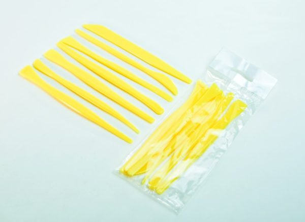 Estecas de 7 pzs de plástico amarillo Pointer.