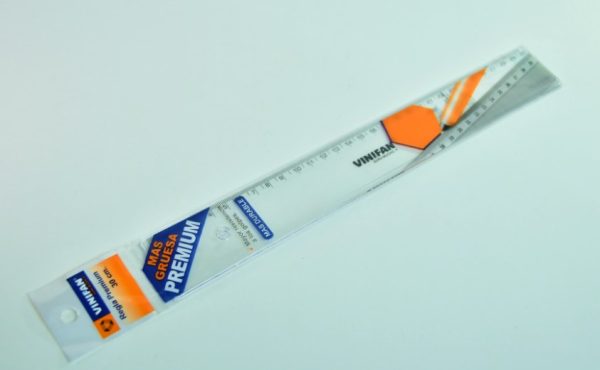 Regla Plástica 30 cms VINIFAN Premium (grueso) 40012