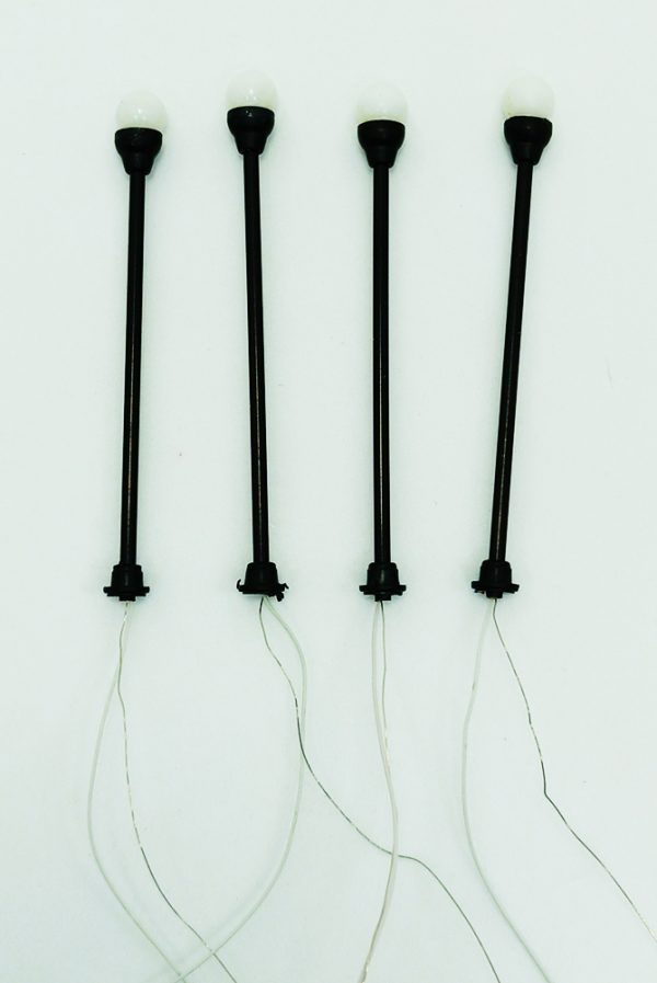 Luminaria Led LU-32 simple para plaza color negro Escala 1:75
