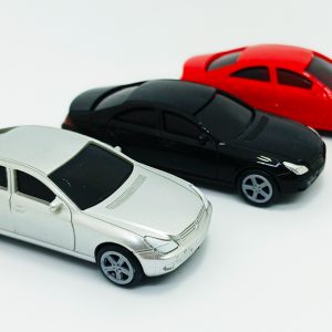 Auto de plástico CR-A Esc. 1:50