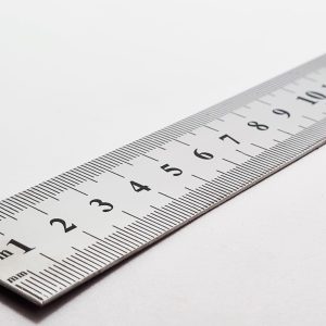 Regla Metálica de 30 cm. AR 20-4