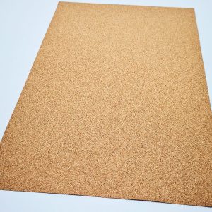 Corcho en lamina 0.9 mm Café 45 x 60 cms. (1/32")