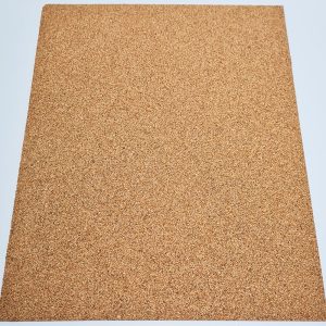 Corcho en lamina 0.9 mm Café 22.5 x 30 cms. (1/32")