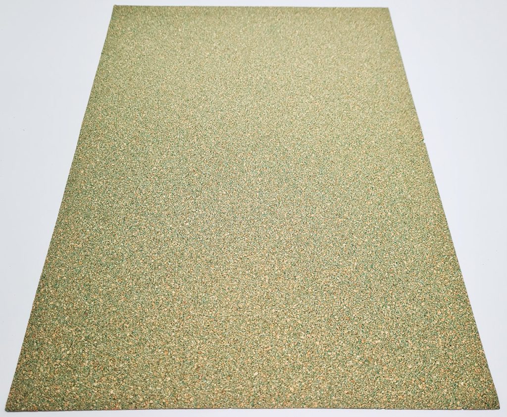 Corcho en lamina 0.9 mm Verde 45 x 60 cms. (1/32")