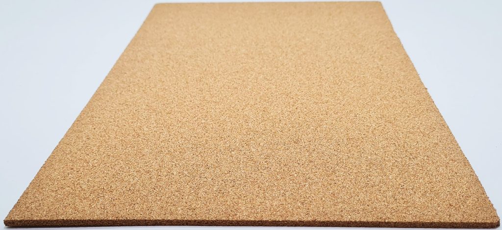 Corcho en lamina 4.8 mm Café 45 x 60 cms. (1/16")