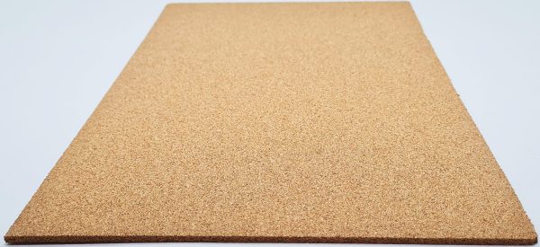 Corcho en lamina 4.8 mm Café 45 x 60 cms. (1/16")