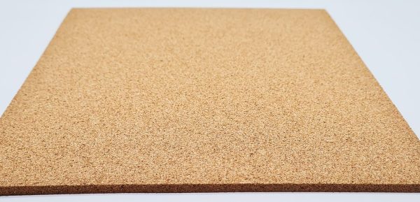 Corcho en lamina 4.8 mm Café 30 x 45 cms. (1/16")