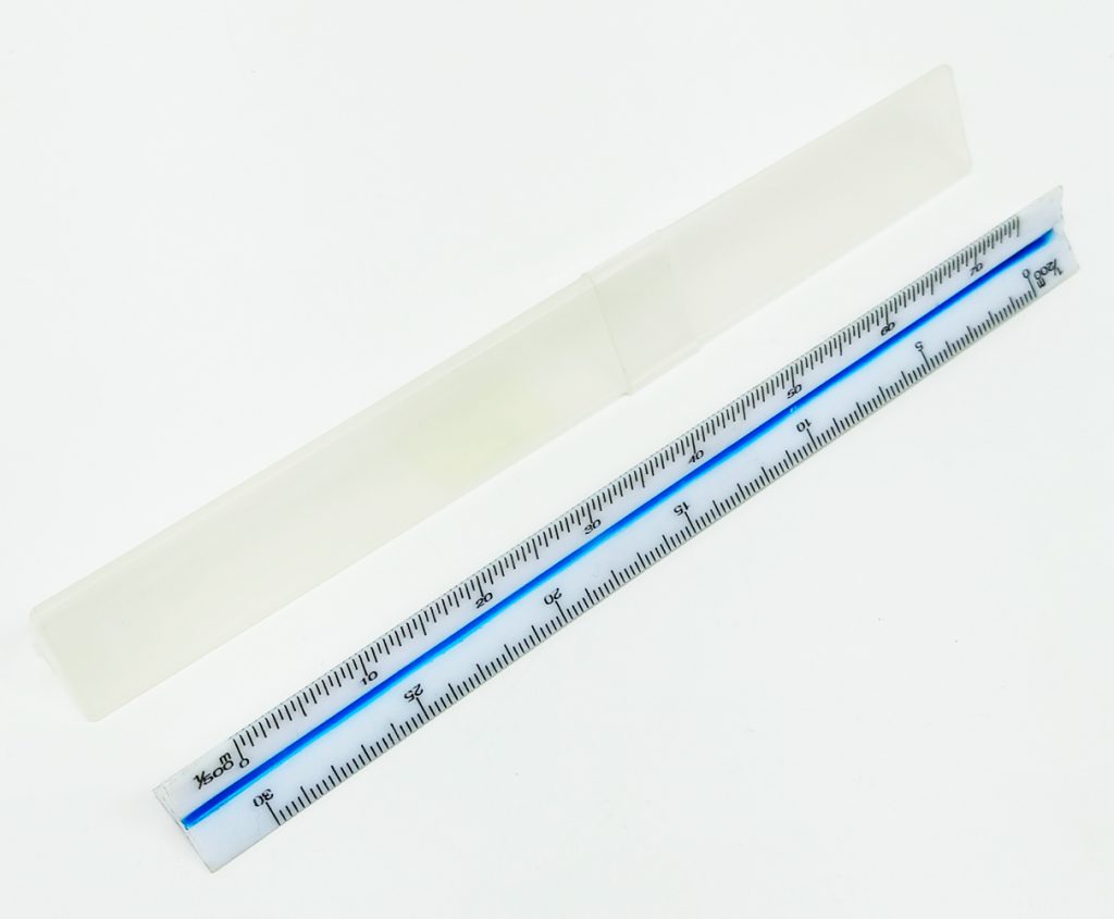 Escalímetro Triangular 15 cm Pointer 5-47 6 escalas