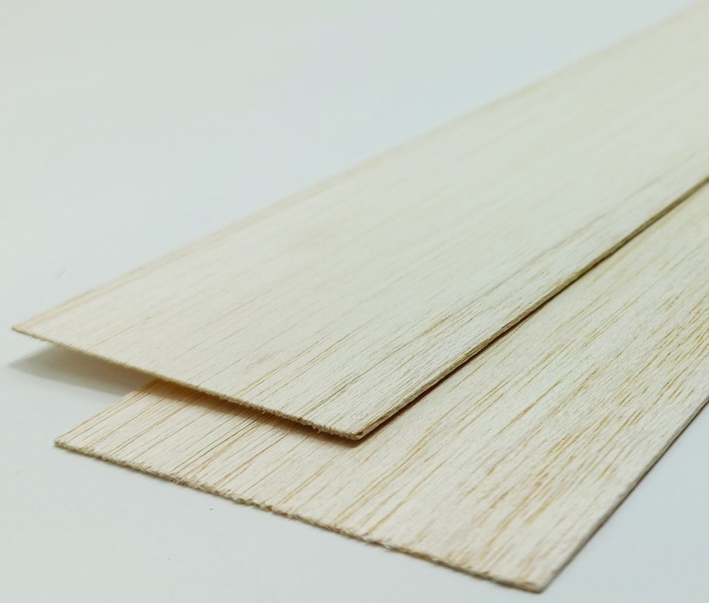 Lamina de Balsa en plancha de “1.5 mm”