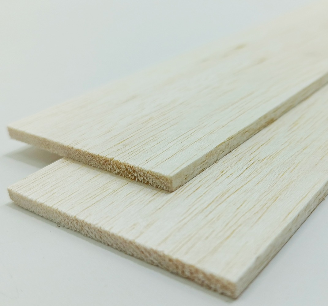 Lamina de Balsa en plancha de “4 mm”