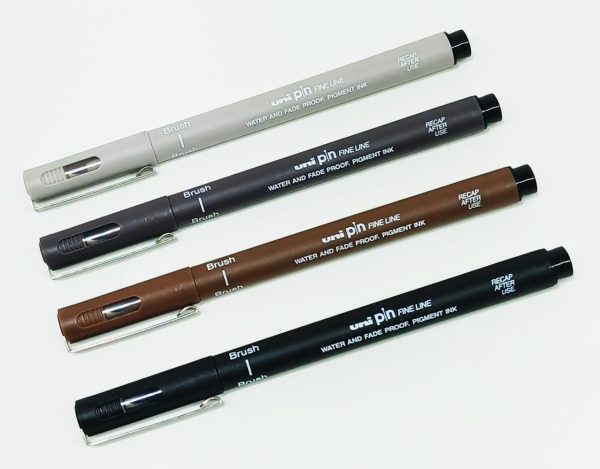 Tiralíneas Micrón UNI Pigment Punta Pincel