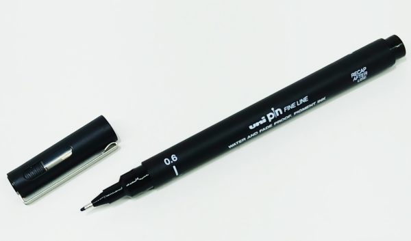 Tiralineas Micron UNI Pigment liner 0.6