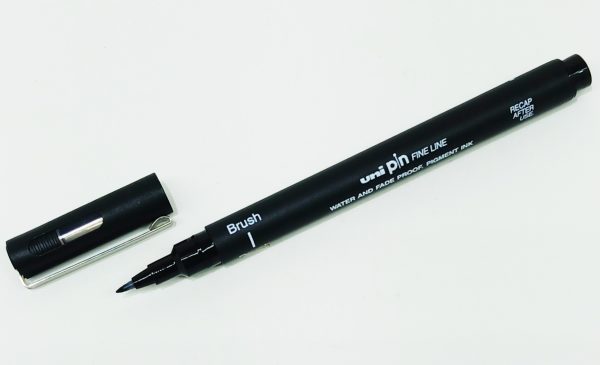 Tiralineas Micron UNI Pigment Punta Pincel Negro
