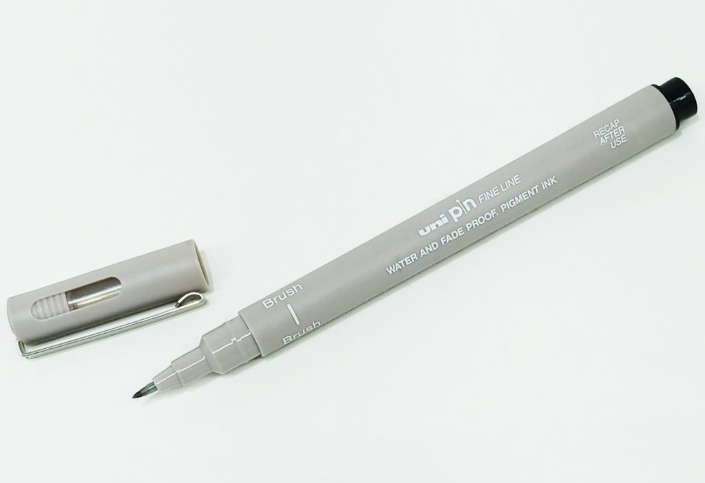Tiralineas Micron UNI Pigment Punta Pincel Gris Claro