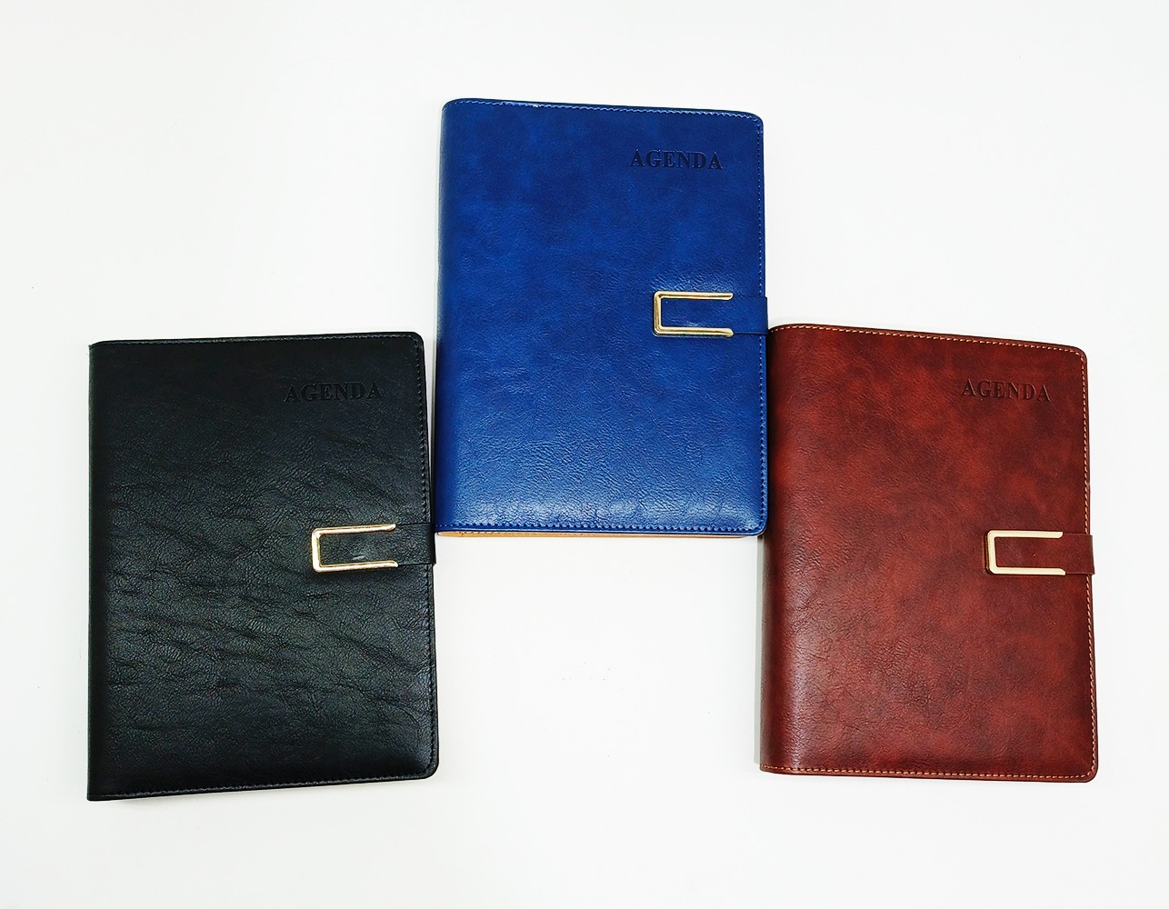 Agenda Ejecutiva 2026, 6 anillas AG 1-2 1 página por día, tapas de cuero sintético.