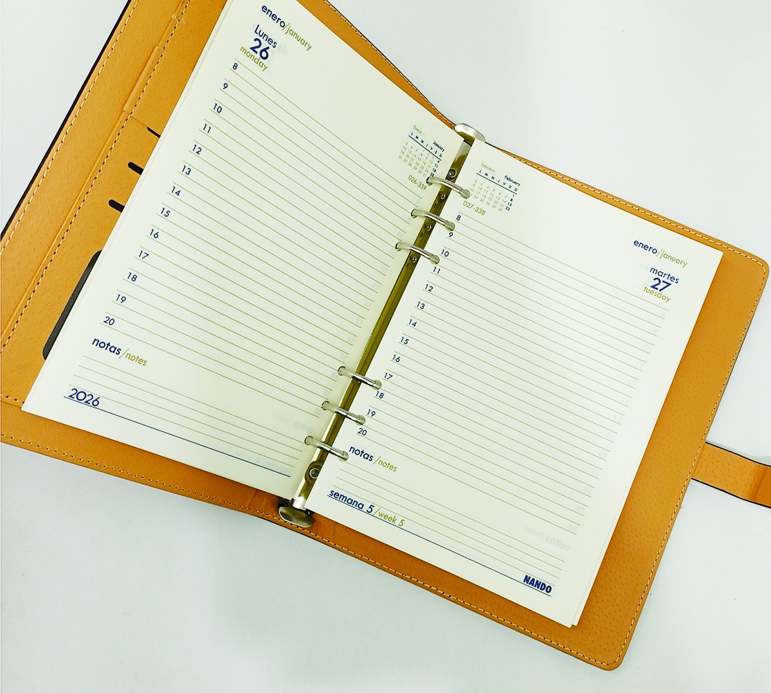 Agenda Ejecutiva 2026, 6 anillas AG 1-2 1 página por día, tapas de cuero sintético. - Imagen 2