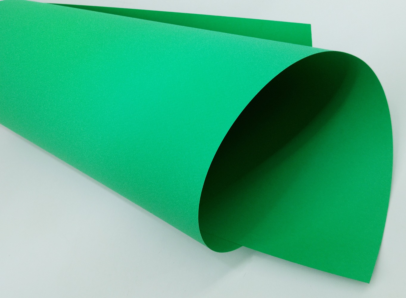 Cartulina Prisma 70 x 100 cm. 220 gr. Nº 19 Verde Claro