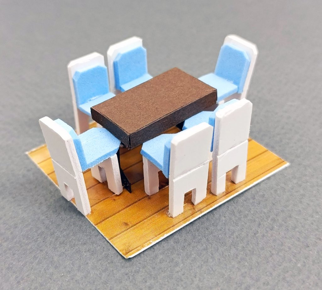 Juego de Comedor armado artesanal escala 1:50