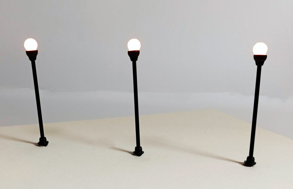 Luminaria Led Simple Nº 4 para Plaza color negro Escala 1:100