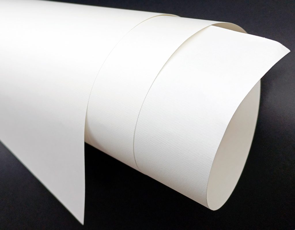 Papel Rives 120 gr 70 x 100 cm LAID N/White